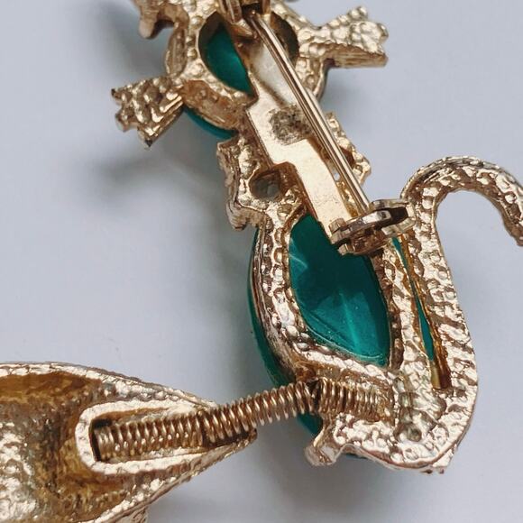 VTG 1950s Brooch Moonglow Glass Cat Mouse AB Gold Tone Figural Mid Century - Picture 8 of 8